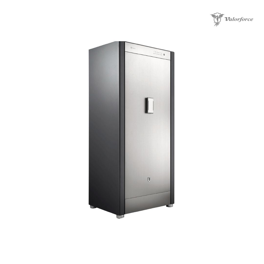 R150 safe interior with velvet-lined drawers
Hidden compartment inside Valorforce R150 saf